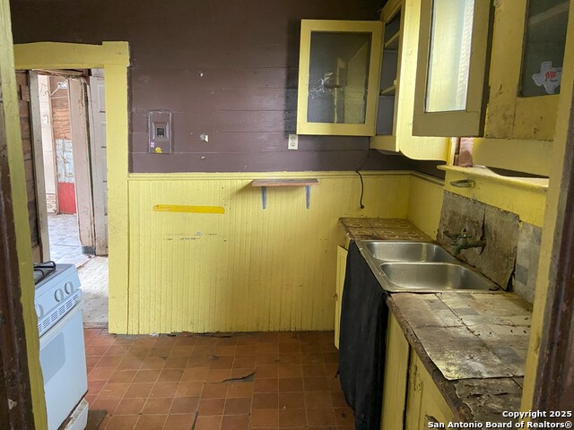 Image 8 of 15 For 1230 Sherman