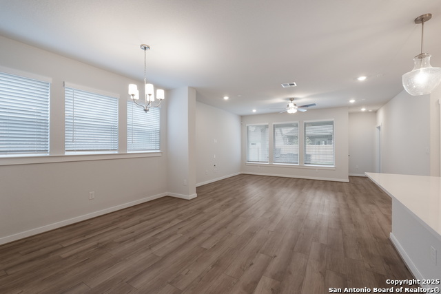 Image 18 of 29 For 2618 Suncadia Lane