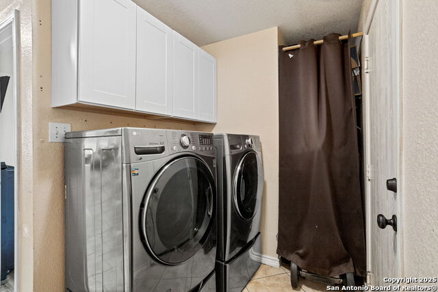 Image 14 of 15 For 10130 Amber Coral