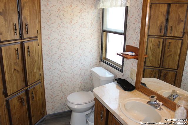 Image 11 of 25 For 1259 Rotherman