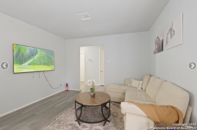 Image 6 of 13 For 311 Odell St