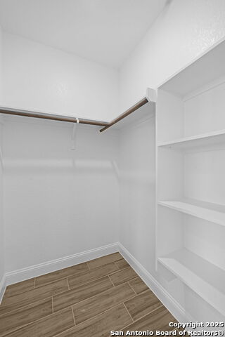 Listing photo id 21 for 104 Hidden Path