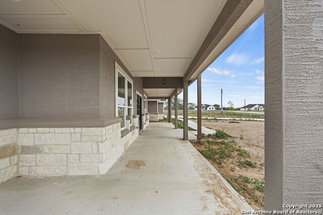 Listing photo id 41 for 104 Hidden Path