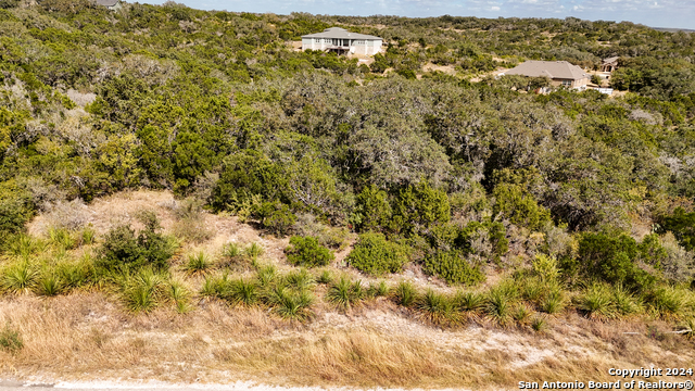 Listing photo id 9 for 76 Cr 2801  