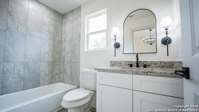 Image 18 of 34 For 16713 Tapatio St