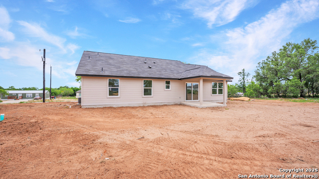 Image 32 of 34 For 16713 Tapatio St