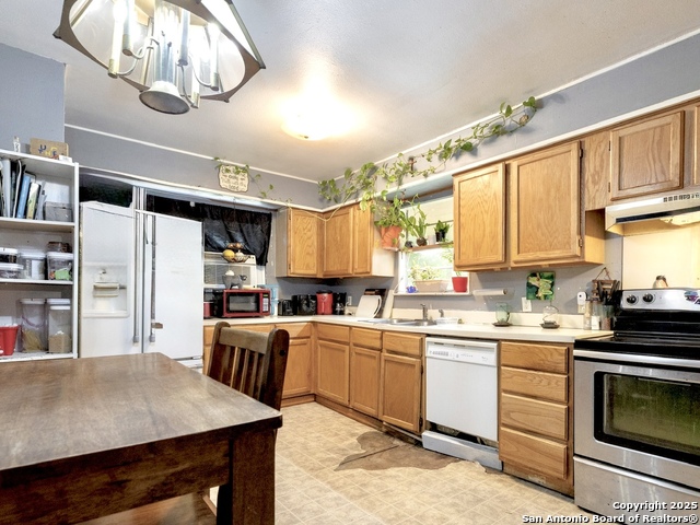 Image 5 of 16 For 231 Signal Hill