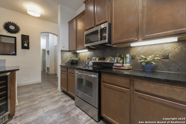 Image 9 of 41 For 10811 Newcroft