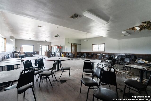 Listing photo id 11 for 14328 Hwy 72