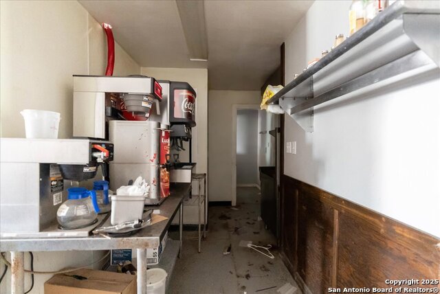 Listing photo id 12 for 14328 Hwy 72