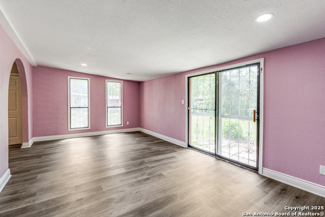 Image 6 of 22 For 4234 Seabrook