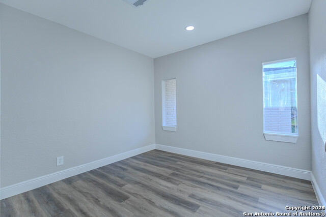 Image 10 of 36 For 10215 Rafter O