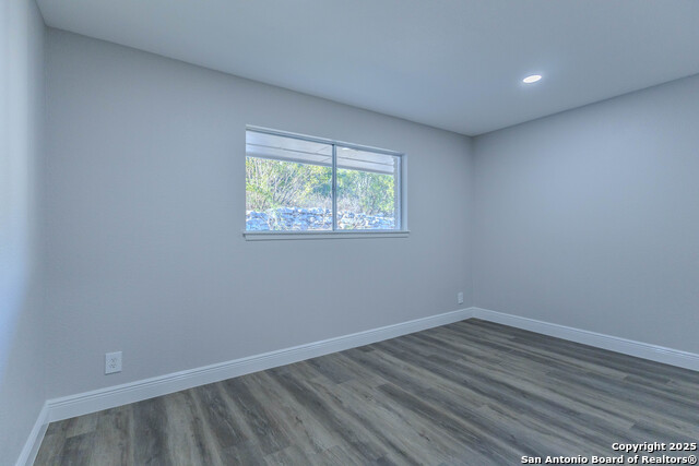 Image 17 of 36 For 10215 Rafter O