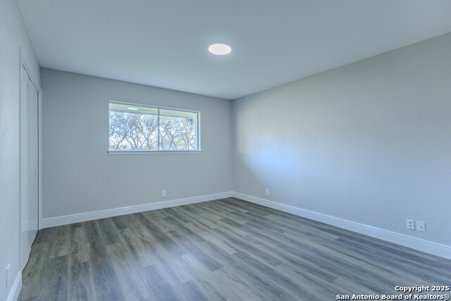 Image 21 of 36 For 10215 Rafter O