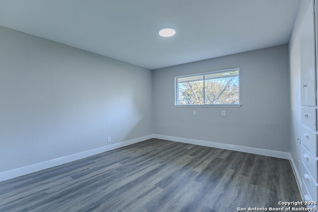 Image 22 of 36 For 10215 Rafter O