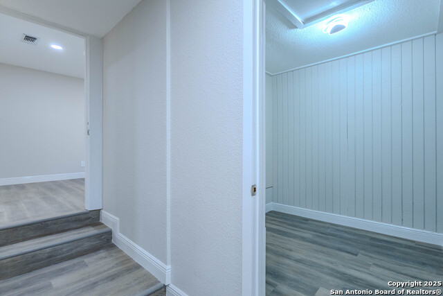 Image 27 of 36 For 10215 Rafter O