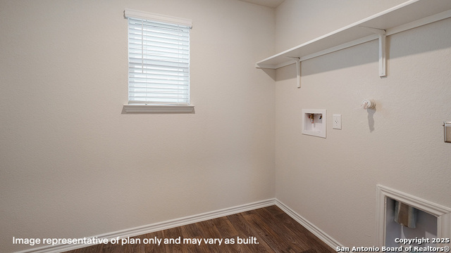 Image 22 of 79 For 1116 Andean Emerald