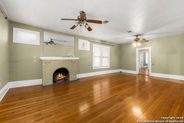 Image 6 of 35 For 1141 Highland Blvd E