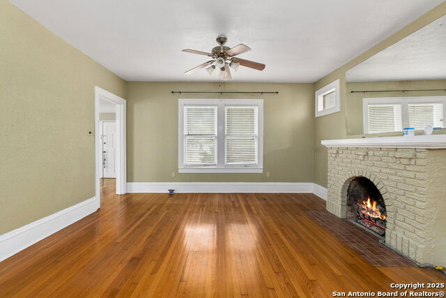 Image 7 of 35 For 1141 Highland Blvd E