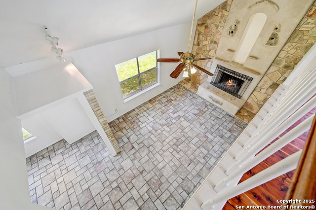 Listing photo id 15 for 13533 Fm 2325
