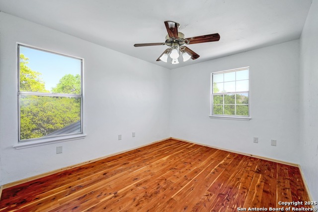 Listing photo id 16 for 13533 Fm 2325