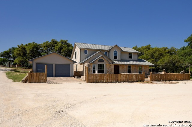 Listing photo id 0 for 13533 Fm 2325