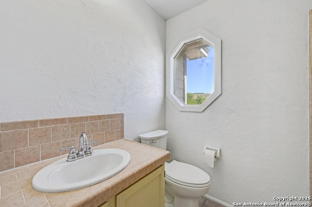 Listing photo id 18 for 13533 Fm 2325