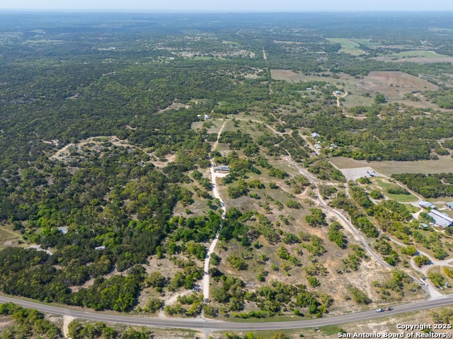 Listing photo id 4 for 13533 Fm 2325