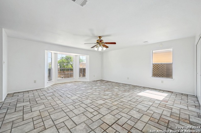Listing photo id 5 for 13533 Fm 2325