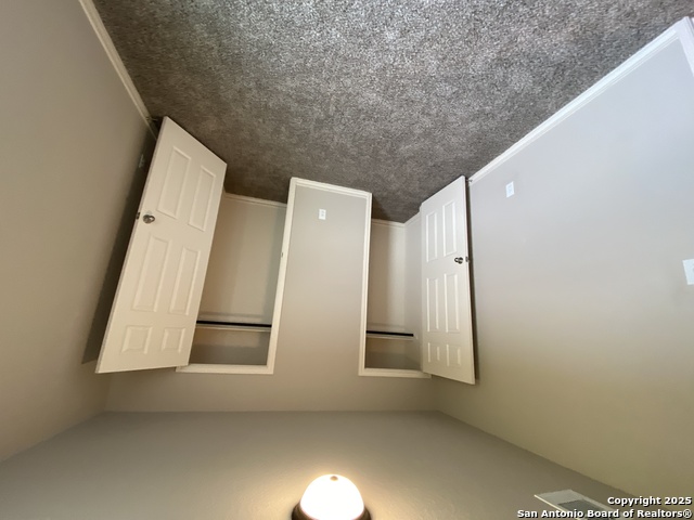 Listing photo id 9 for 1789 Tristan