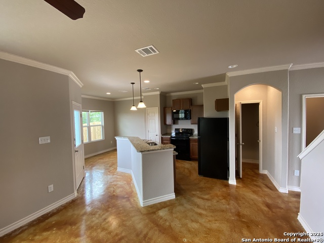 Listing photo id 1 for 1789 Tristan