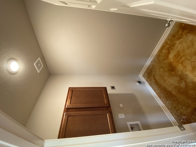 Listing photo id 4 for 1789 Tristan