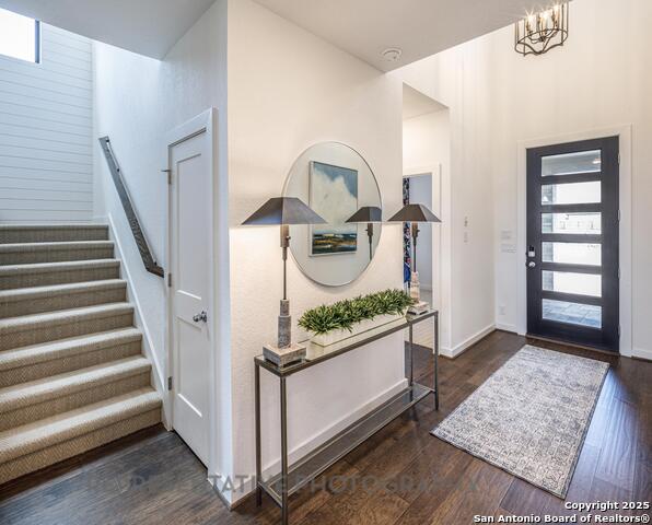 Listing photo id 24 for 115 Red Deer