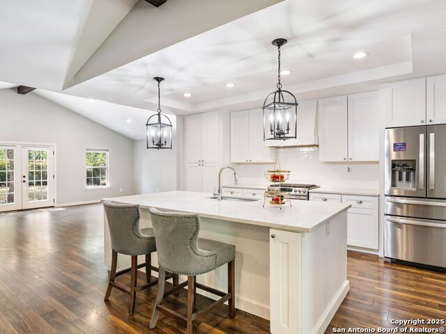 Image 10 of 29 For 106 Castleoaks Drive