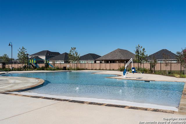 Listing photo id 1 for 9403 Hammerstone Dr