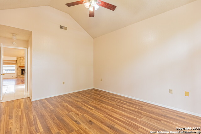 Image 19 of 35 For 9315 Marblehill