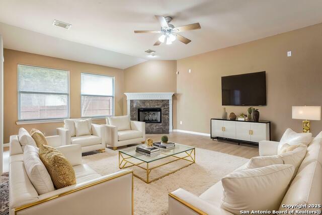 Image 12 of 33 For 9703 Copperstream
