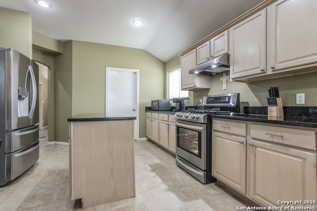 Image 28 of 33 For 9703 Copperstream