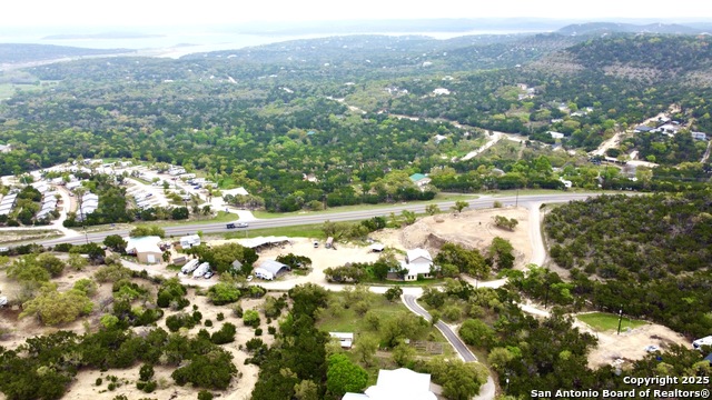 Listing photo id 26 for 1340 Hinch  