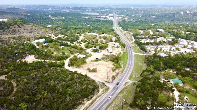 Listing photo id 28 for 1340 Hinch  