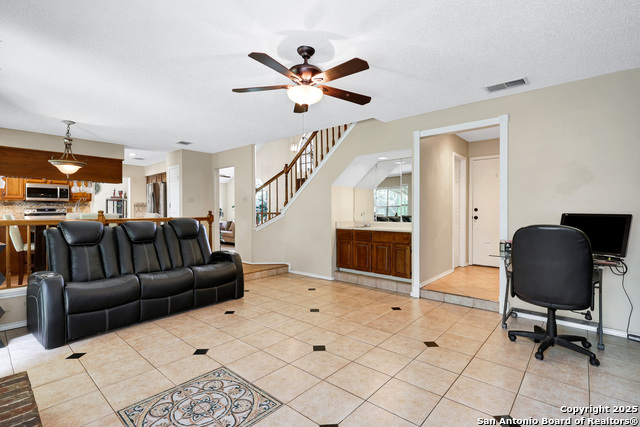 Listing photo id 10 for 7521 Sidbury Circle