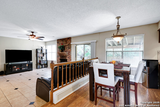 Listing photo id 11 for 7521 Sidbury Circle