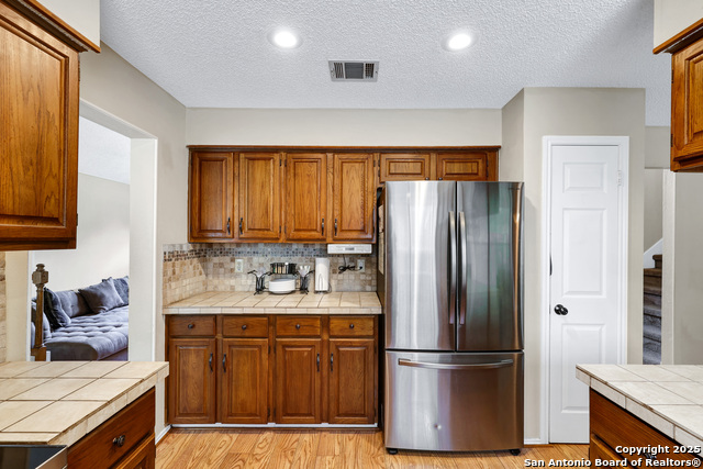 Listing photo id 16 for 7521 Sidbury Circle
