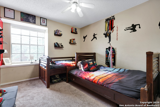 Listing photo id 25 for 7521 Sidbury Circle