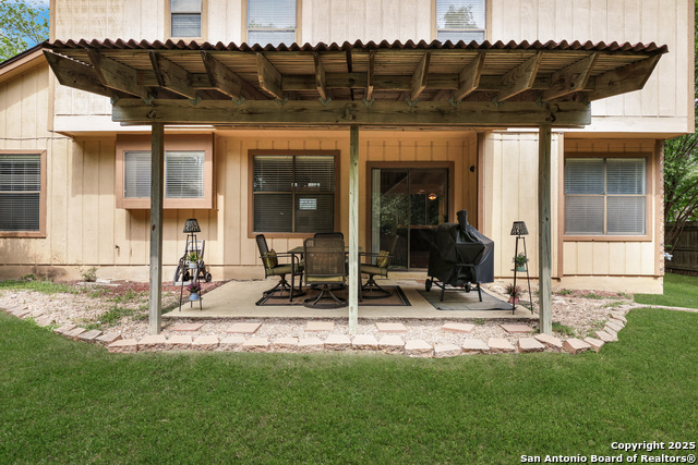 Listing photo id 28 for 7521 Sidbury Circle