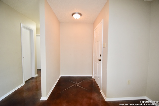 Image 3 of 16 For 105 Apache Circle