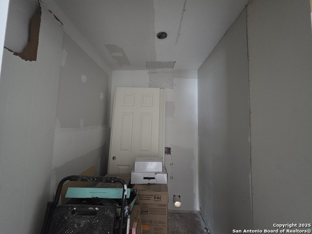 Image 19 of 50 For 227 Burwood  
