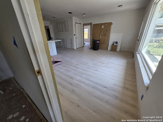Image 28 of 50 For 227 Burwood  