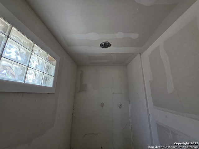 Image 4 of 50 For 227 Burwood  