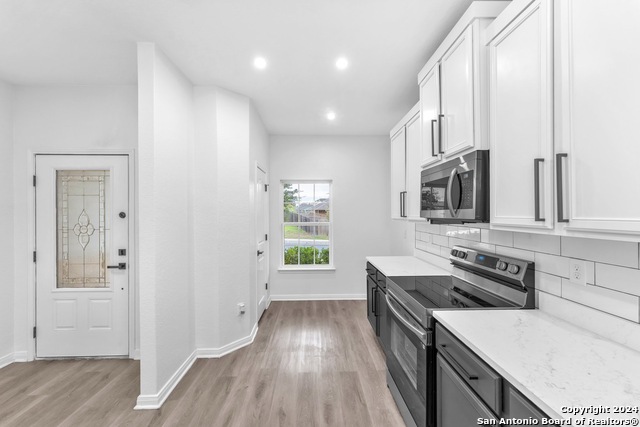 Image 26 of 92 For 8030 Bluewater Cove